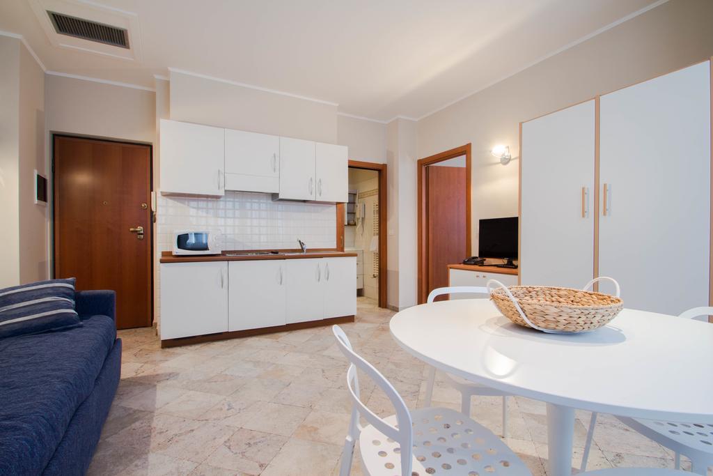 Hotel Corso Alaxi Hotels 알라시오 객실 사진